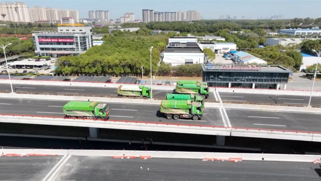 襄阳环线提速改造二期内环北线东段项目进行桥梁荷载试验阶段即将通车